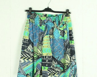 Vintage beach shorts L Colorful Crazy Pattern