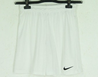 taille de short de sport NIKE vintage. Short L blanc avec logo brodé