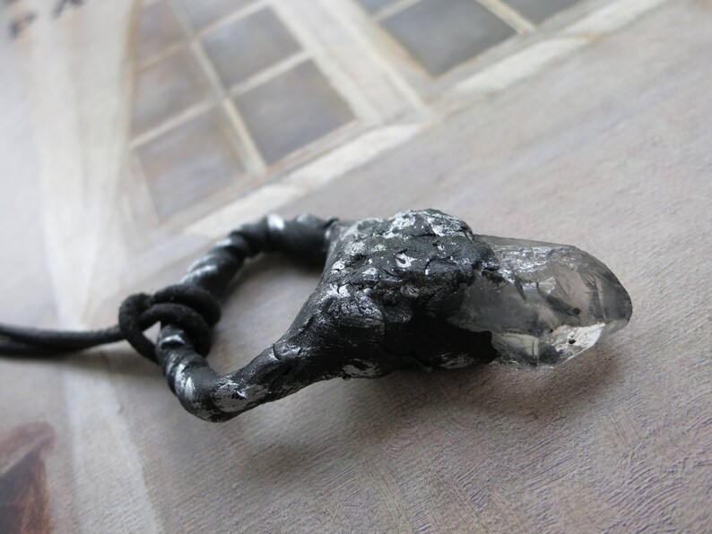 Chunky quartz necklace