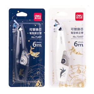 May include: Two correction tape dispensers with a whale design on a blue and gold background. The dispensers are black and white and have a 6 meter tape length. The text on the packaging reads "deli" and "No.71497".