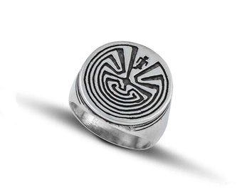 Men signet sterling silver ring &#39;&#39; Man in the maze&#39;&#39;