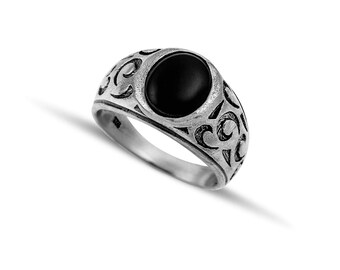 Men Sterling Silver Ring with an Oval Onyx Gemstone