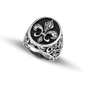 Anillo de hombre en plata de ley 925 decorado con flor de lis