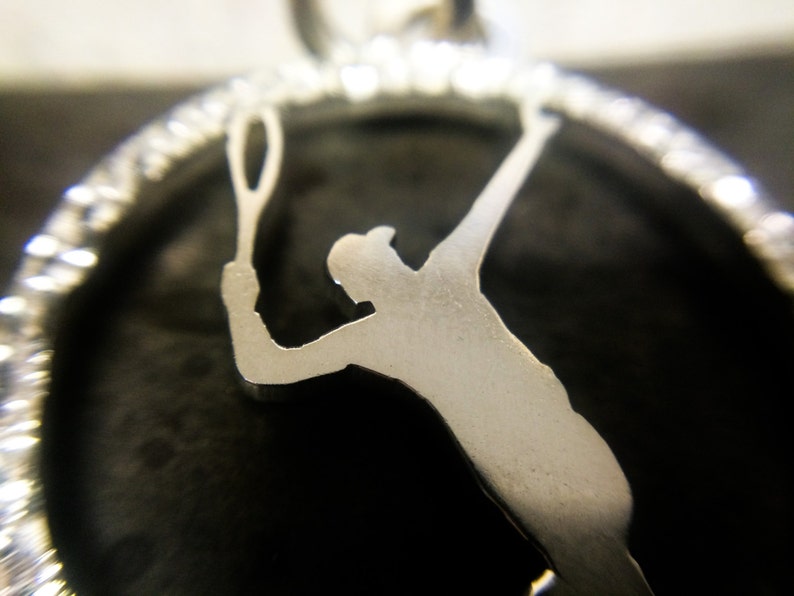 Silver Andy Murray Tennis Pendant/Keyring Tennis Jewellery image 2