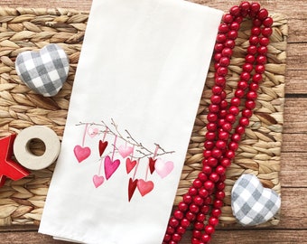 Valentine's Day Tea Towel - Valentine Decor Flour Sack - Farmhouse Decor - Heart Kitchen Towel - Housewarming Gift - Kitchen Decor