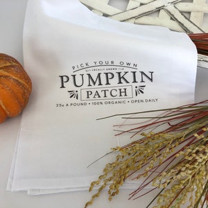 Pumpkin Patch Tea Towel - Fall Decor Flour Sack - Farmhouse Decor - Kitchen Towel - Housewarming Gift - Kitchen Decor - Pumpkin Decor Autumn