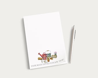 Personalized Gardening Notepad 5x7, Plant Lover Gift, Garden To Do List Pad, Cute Botanical Notepad, Gift for Gardeners, Plant Mom Gift
