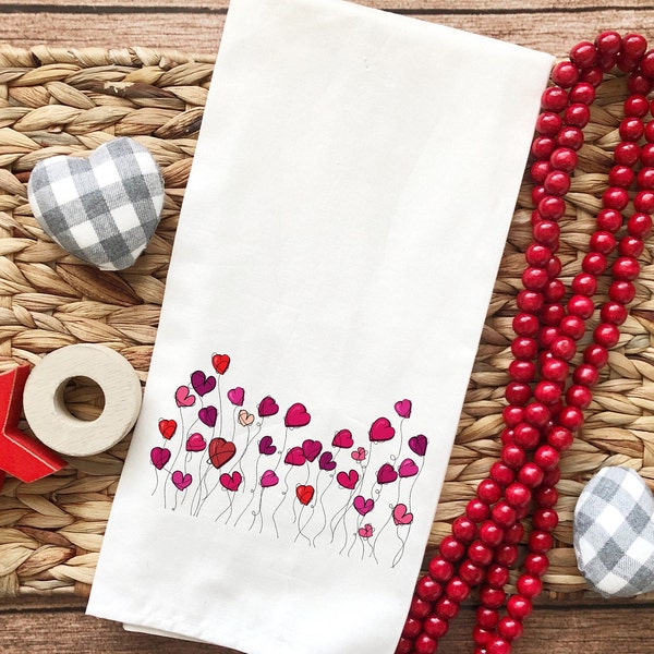 Valentine Kitchen Towel - Valentine Tea Towel - Red and Pink Heart Décor - Valentine Heart Flour Sack Towel - Farmhouse Valentine Decor