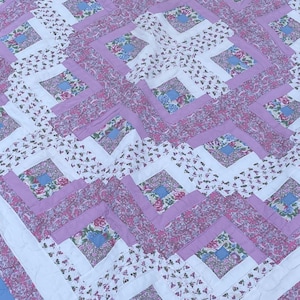 Vintage lavender and periwinkle floral patchwork cottage quilt-82”x 92”