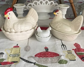 Vintage pottery hens-3 pieces