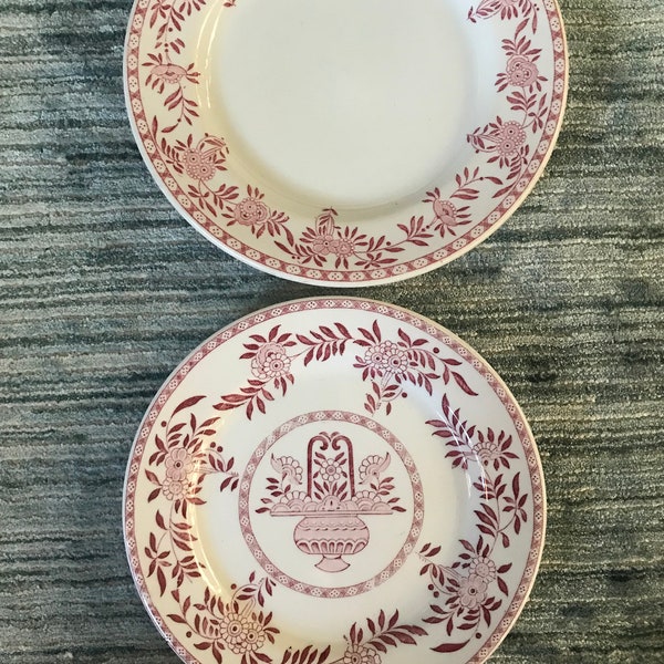 2 pieces red restaurant ware