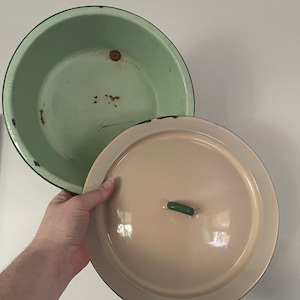 Vintage green enamel bowl and lid