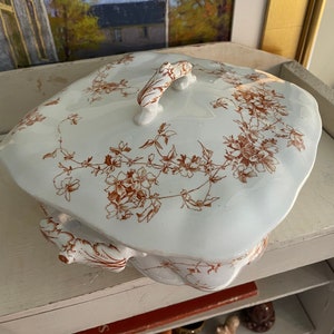 Brown transferware ironstone lidded dish by Doulton Burslem
