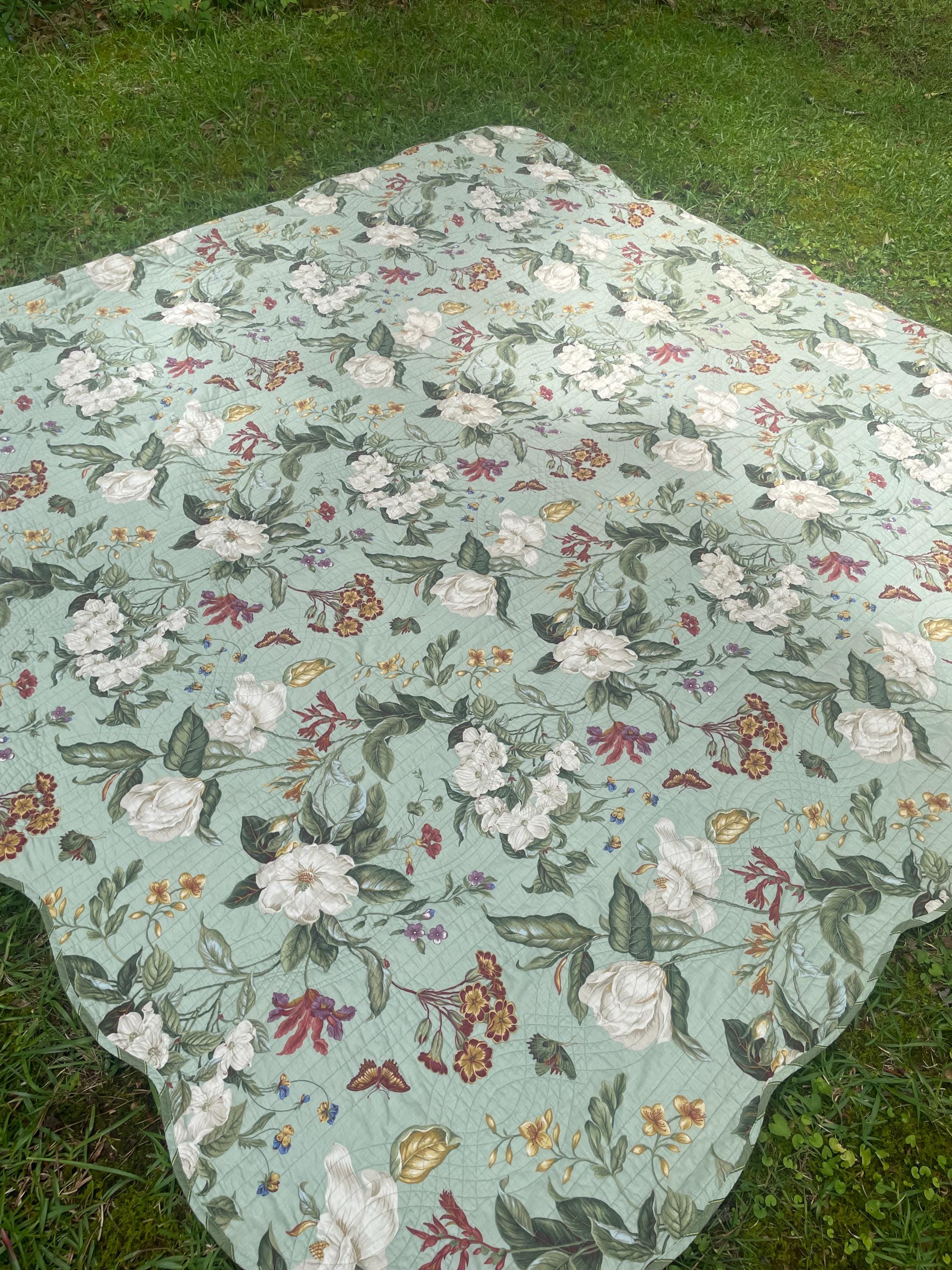 Waverly Williamsburg Butterfly Magnolia quilted coverlet-full queen