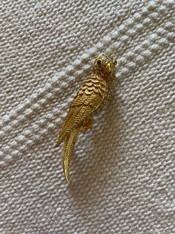 Vintage gold tone rhinestone parrot brooch