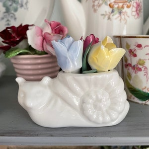 English Crown Staffordshire Floral Snail Pot