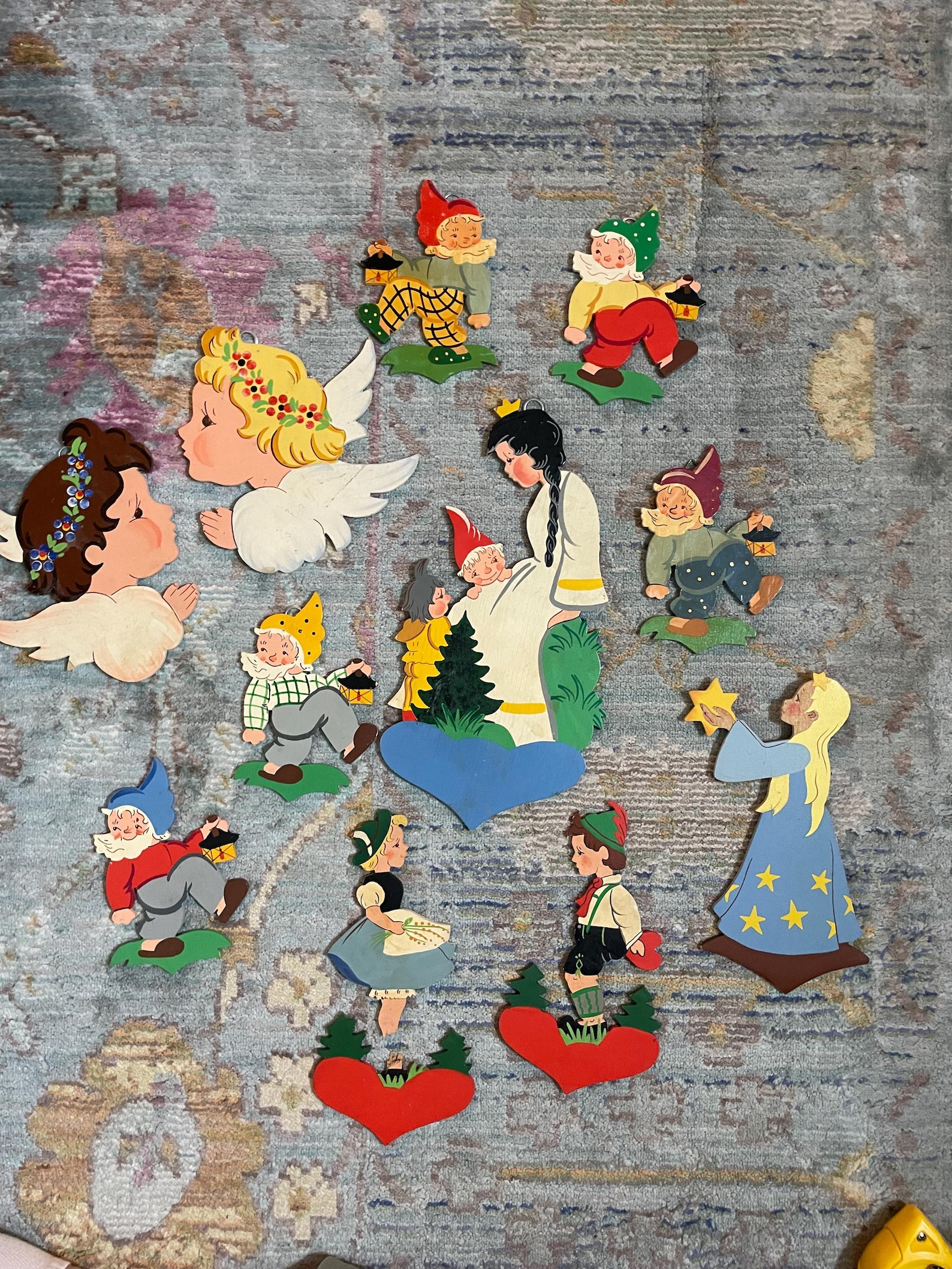 Mertens Kunst German Fairy Tale German wooden wall hangings-11 pieces