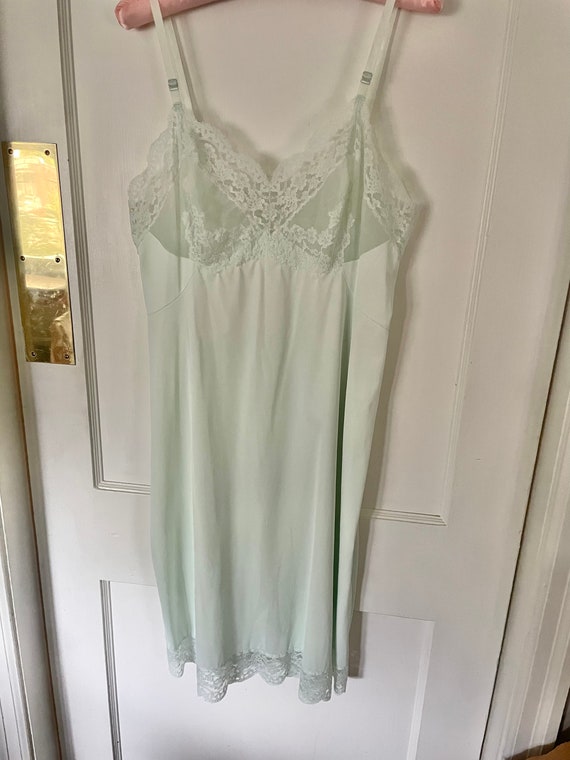 Vintage Vassarette mint green slip-36A - image 4