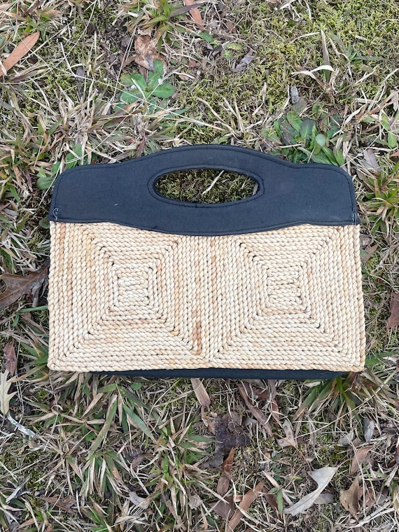 Vintage Bag World raffia clutch purse