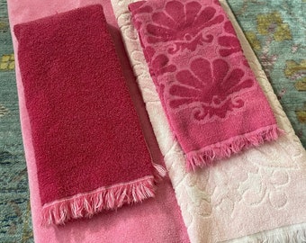 1960s groovy pink vintage bath towels-4 piece lot