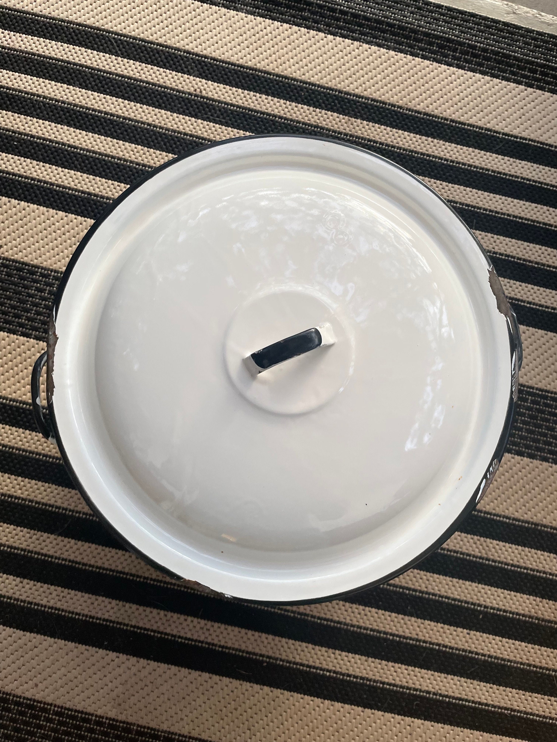 Vintage White and Black Enamel Stock Pot With Lid Etsy