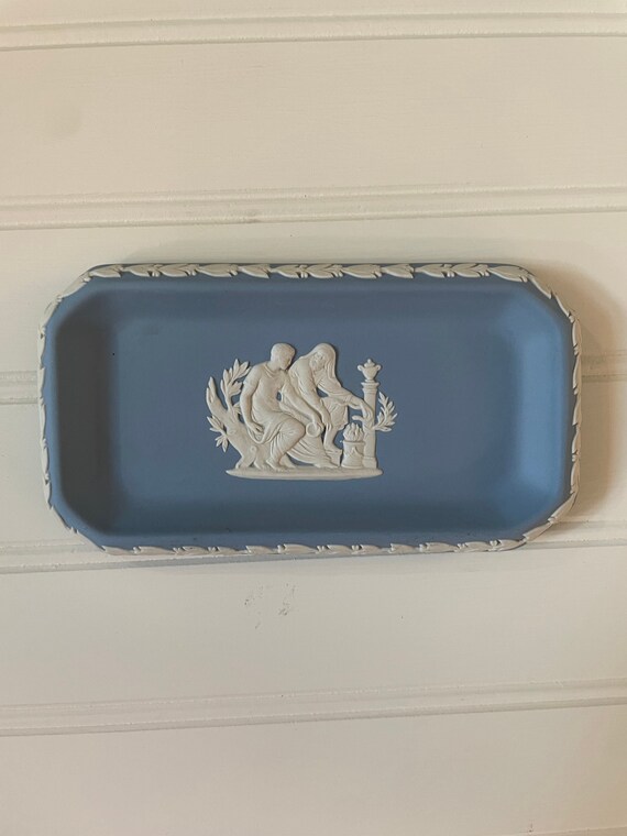 vintage wedgwood jasperware - Gem