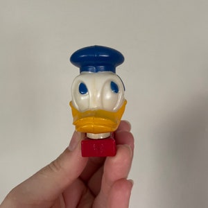 Vintage mid century Donald Duck nightlight