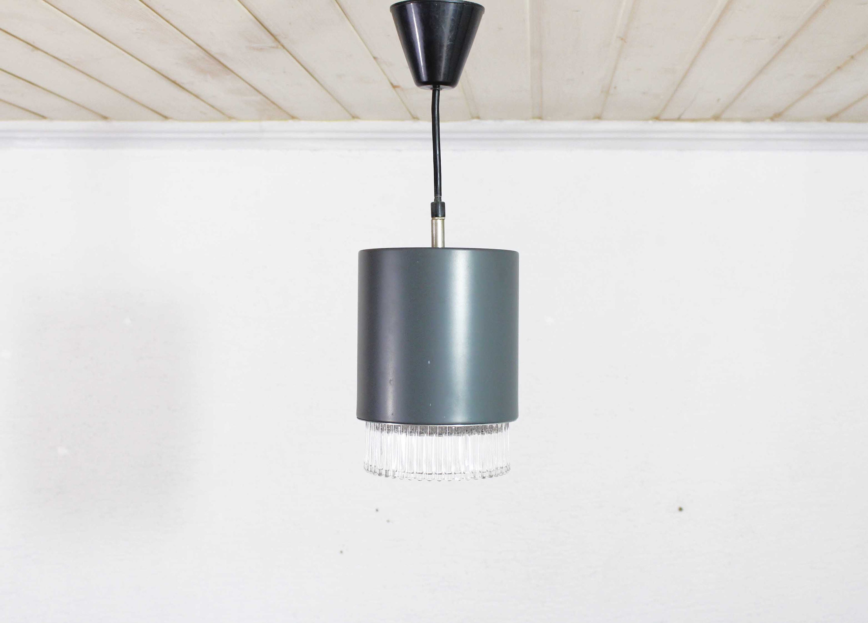 Belle Suspension Willa en Métal et Verre Années 70