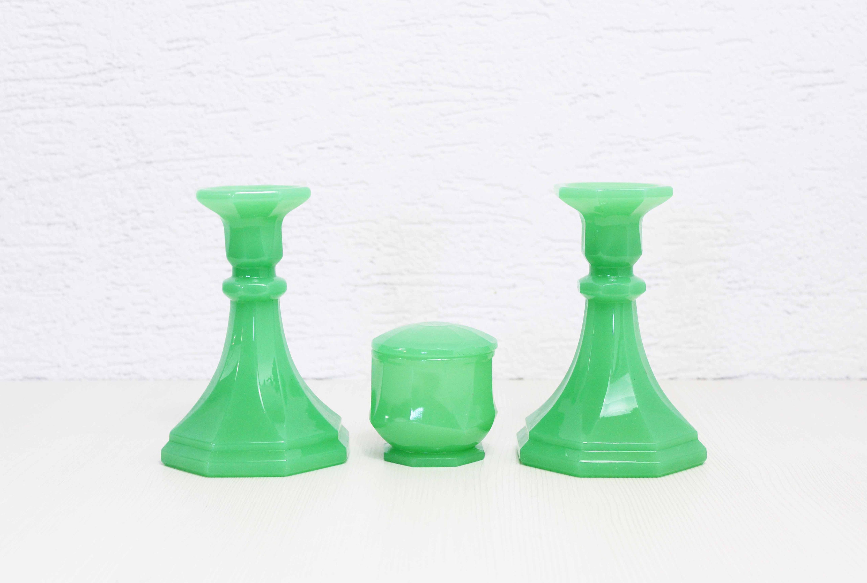 Set de 2 Bougeoirs Art Deco et 1 Coupelle en Verre Opalescent