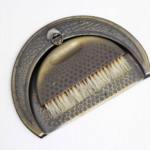Table dustpan and brush 1960