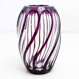 Superb Bohemian crystal vase from the 20s