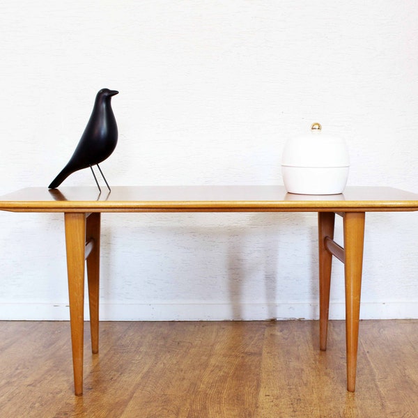 Table basse scandinave en bois massif 1960