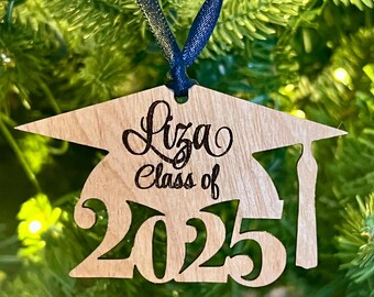 Class of 2025 Wooden Ornament Graduation Gift - Personalized Grad Cap Ornament - Grad Present