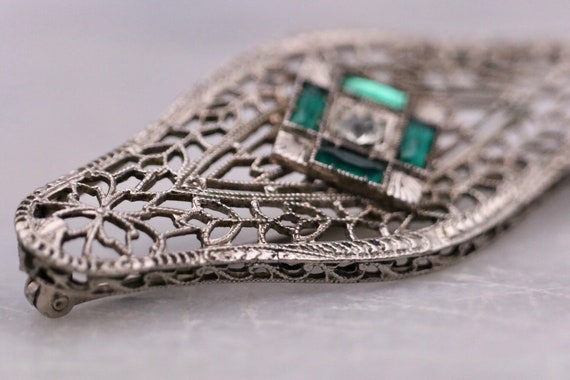 Vintage 10K white gold filigree pin brooch with g… - image 2