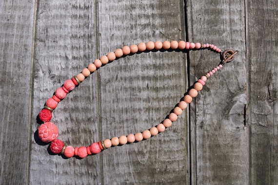 Vintage hand carved dyed in coral colors shell an… - image 1