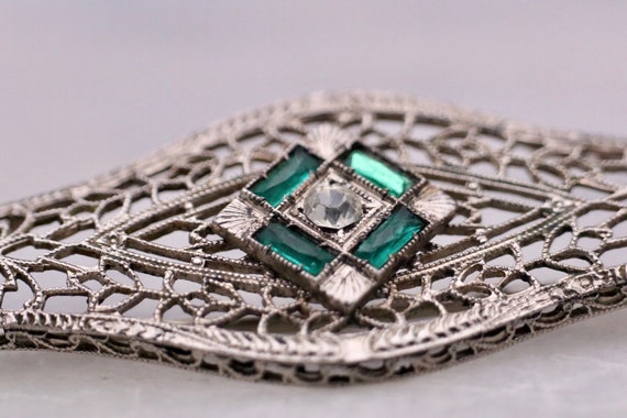 Vintage 10K white gold filigree pin brooch with g… - image 3