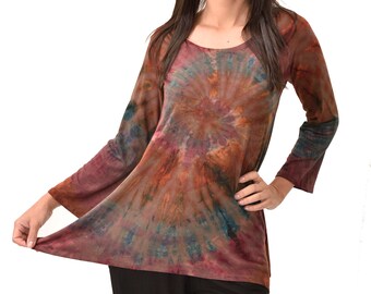 Top Dreiviertelarm Tunika Tie Dye Mudmee Ikat style handbemalt auf hochwertigem Rayon Spandex Mischgewebe Boho Chic Festival Rock