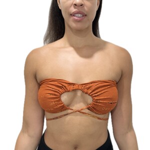 Top bikini z nadrukiem tie-dye Top z odwróconym nadrukiem tie-dye Top z nadrukiem tie-dye Boho Top hipisowski Top festiwalowy Top z wiskozy