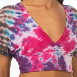 Hand-Painted Tie-Dye V-Neck Top: Open Back Rayon Blend