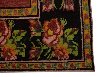 Red Vintage Turkish Wool Runner 5x10 / Hand Knotted Floral Carpet / Maximalist Hallway Decor