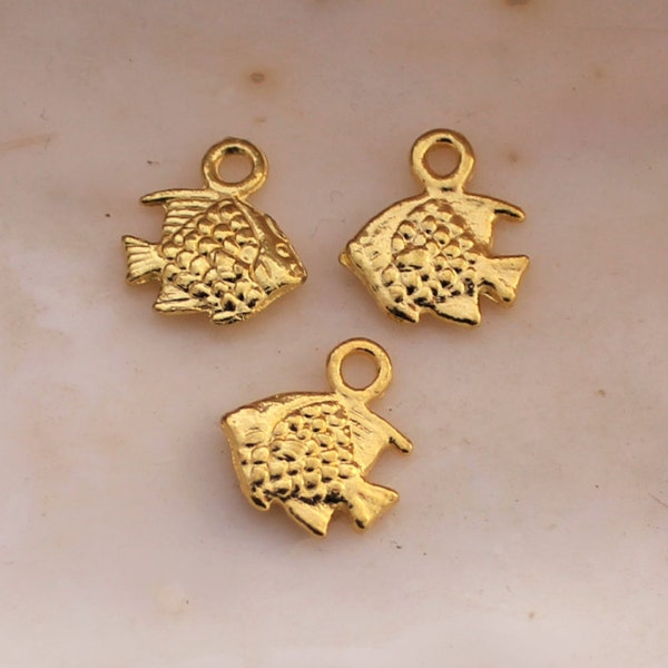 25/50/100 PCS Tiny Bright Gold Fish Charms - 11x9mm Lead Free