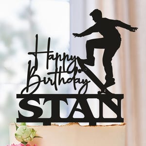 Mannelijke skateboard verjaardagstaarttopper, skatertrucs taartdecoratie, skateboarder jongens caketopper skateboard, skateboardtaarttoppers