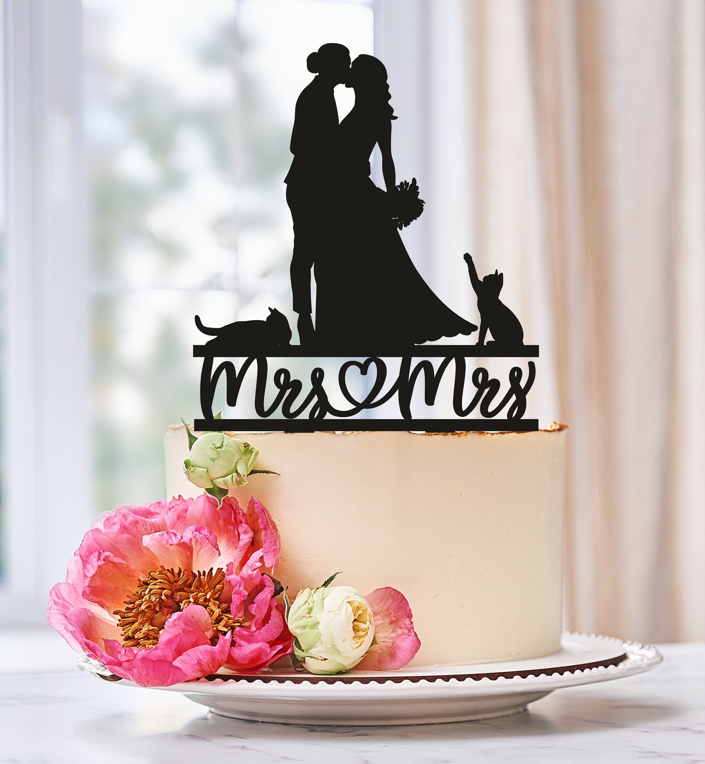 Lesbian cake topper with two cats, Lesbian with dogs, Lesbian wedding cake topper,mrs and mrs cake topper,lesbian dogs,dogs cake topper 0617
