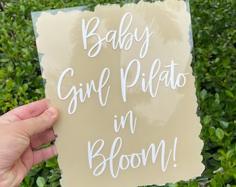 Panneau de bienvenue verdure bébé en fleurs, panneau de bienvenue pour baby shower, calligraphie Bienvenue sur panneau de baby shower, eucalyptus, panneau acrylique, peinture à la main