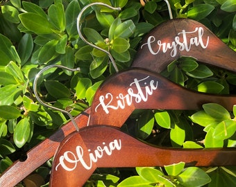 Wedding Hanger Name Decals, Bridal Party Hanger Decals, Bridesmaid Hanger Decals DIY Decals Wedding Hangers, Hanger Decal, Custom hanger