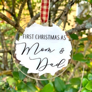 Pregnancy Ornament | Expecting Ornament | Announcement Ornament, Baby Ornament,Personalized Christmas Ornament ,Wood Slice Ornament