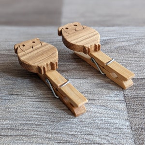 Oak Guinea Pig Kitchen Clips Storage Pegs Set of 2 image 4