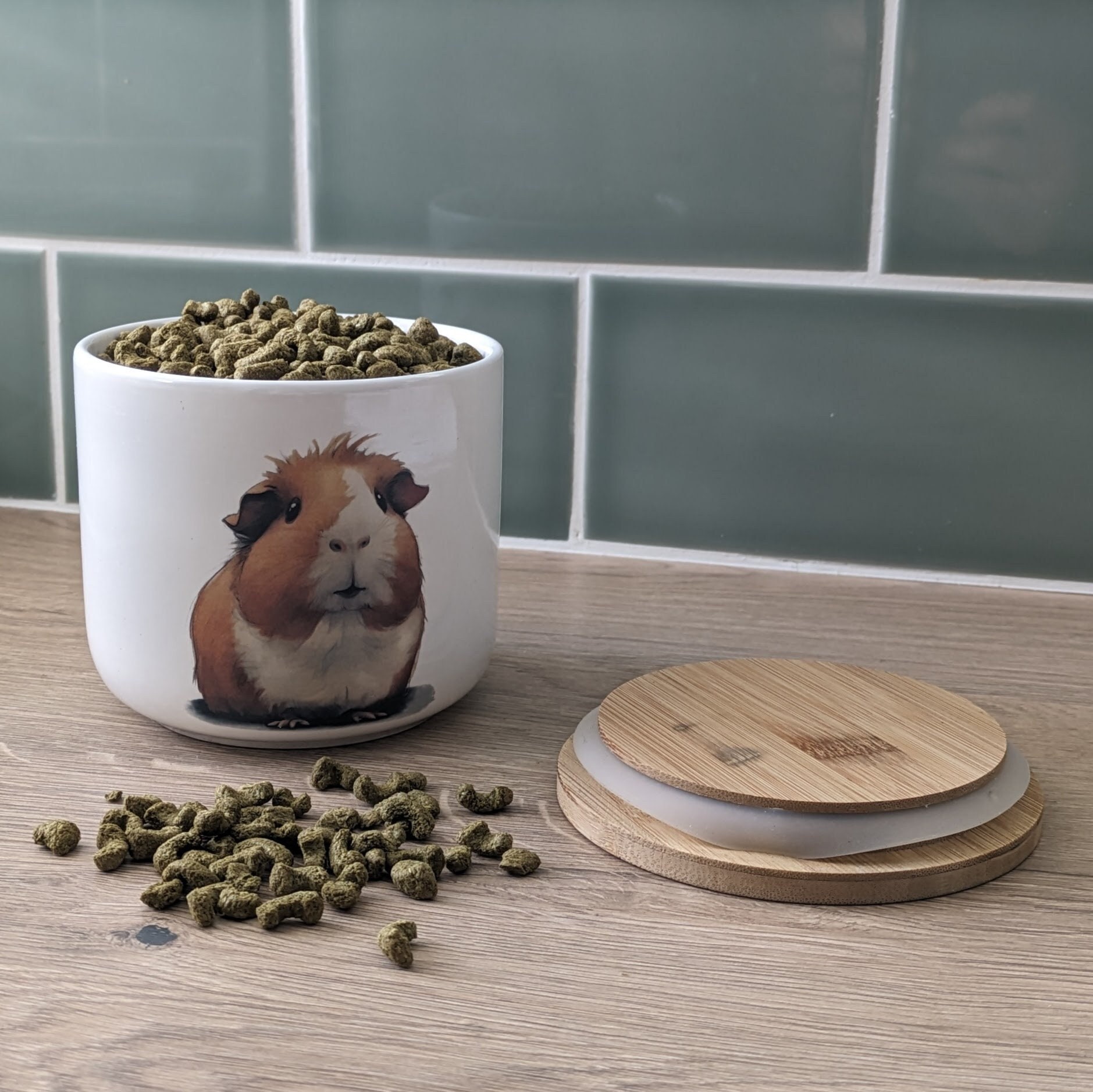 Guinea pig food bowl hot sale
