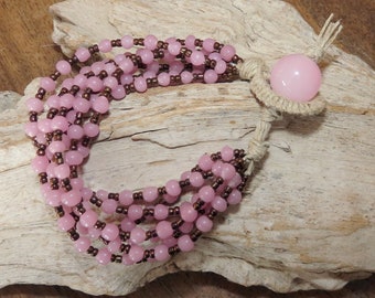 Bracelet en lin et  7 rangées de petites perles indiennes roses et lin