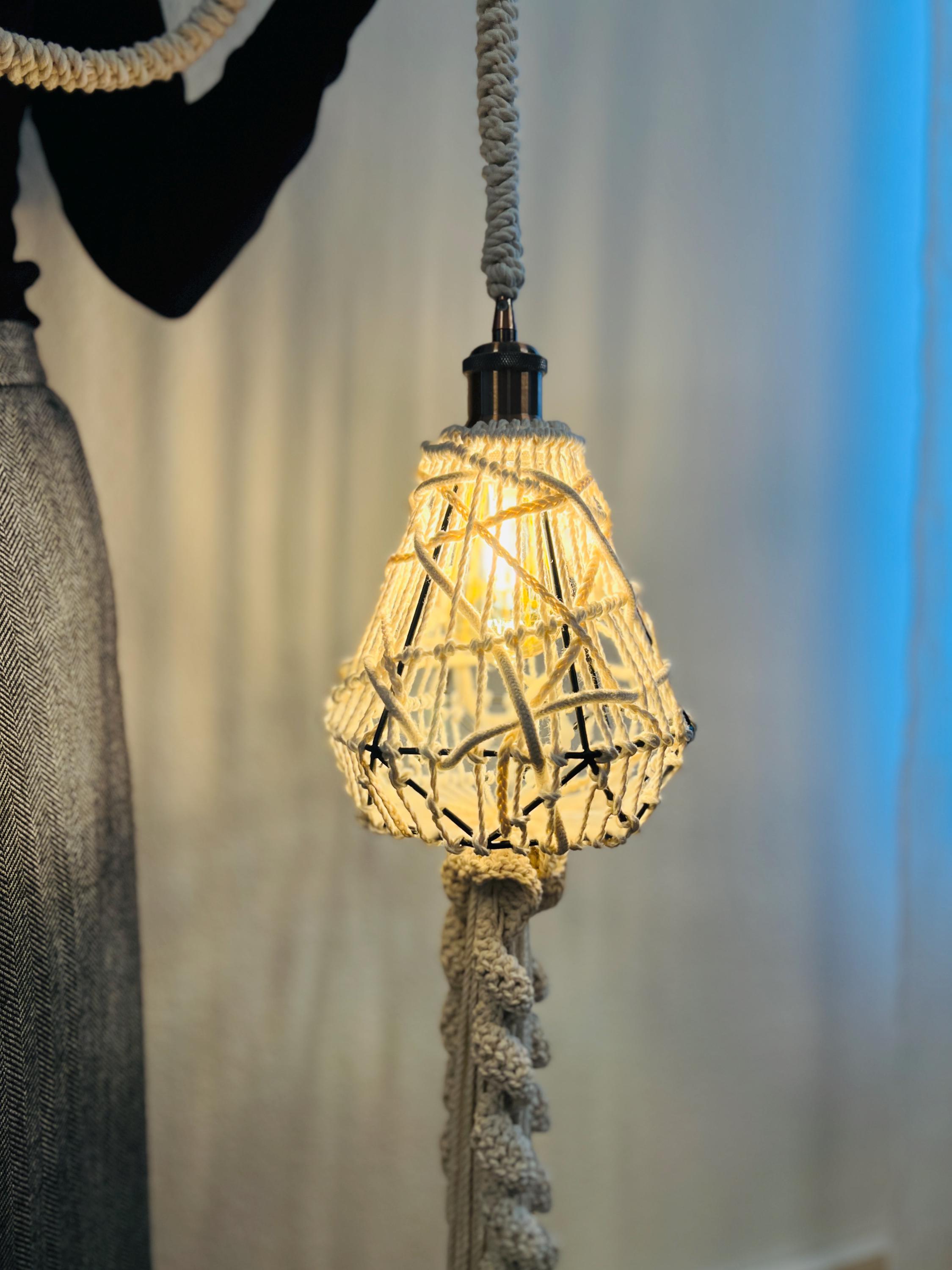 ボヘミアン風ロープランプのDIYパターン – マクラメペンダントライトの